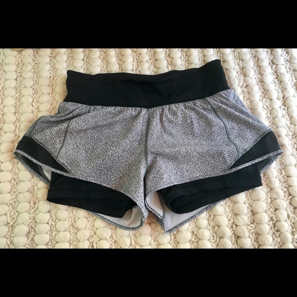 Lululemon hotty hot shorts